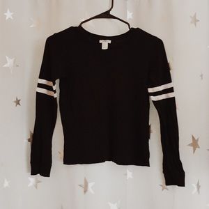 🖤FOREVER 21 BLACK RING T-SHIRT🖤